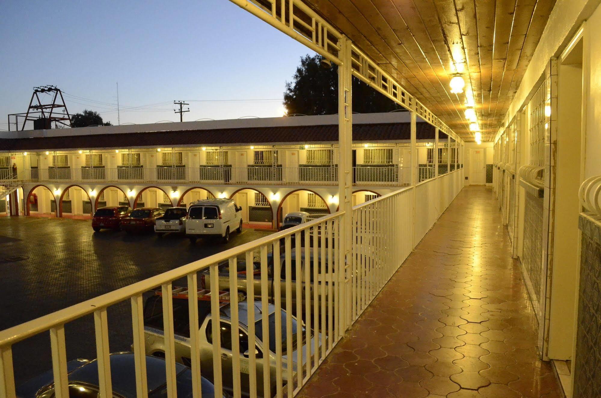Hotel Boulevard Mexicali Luaran gambar